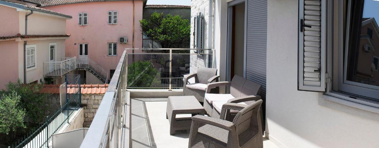 Apartments Admiral Herceg Novi Exterior foto